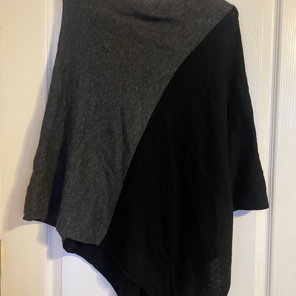 Celeste Charcoal  Black Wool Cashmere Blend‎ Poncho Sweater Shrug Outdoor Casual - Picture 2 of 4